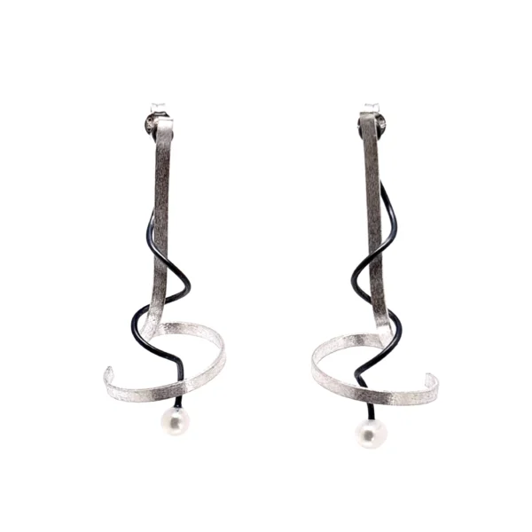 Ασημένια σκουλαρίκια διπλή κορδέλα ασημένια οξειδωμένη με πέρλα